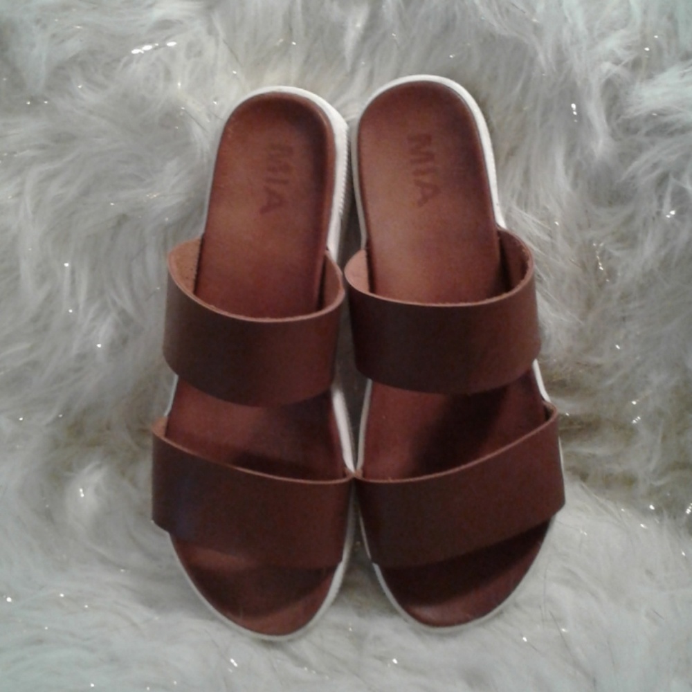 MIA slides